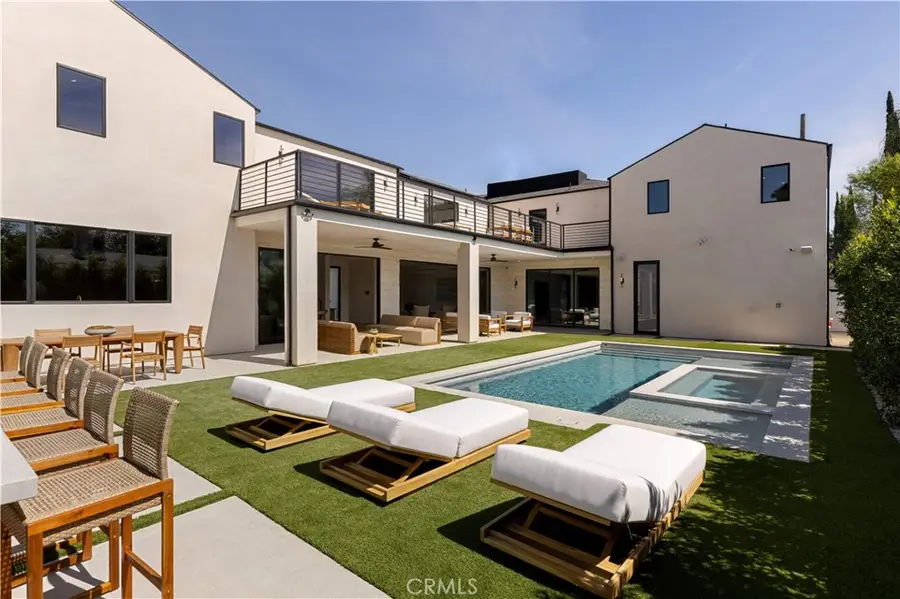 15202 Hesby Street, Sherman Oaks, CA 91403 - #3