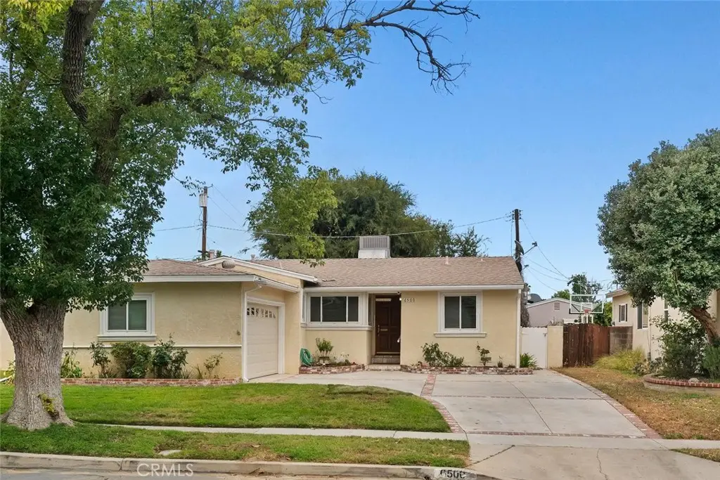 6500 Petit, Lake Balboa, CA 91406 - #1