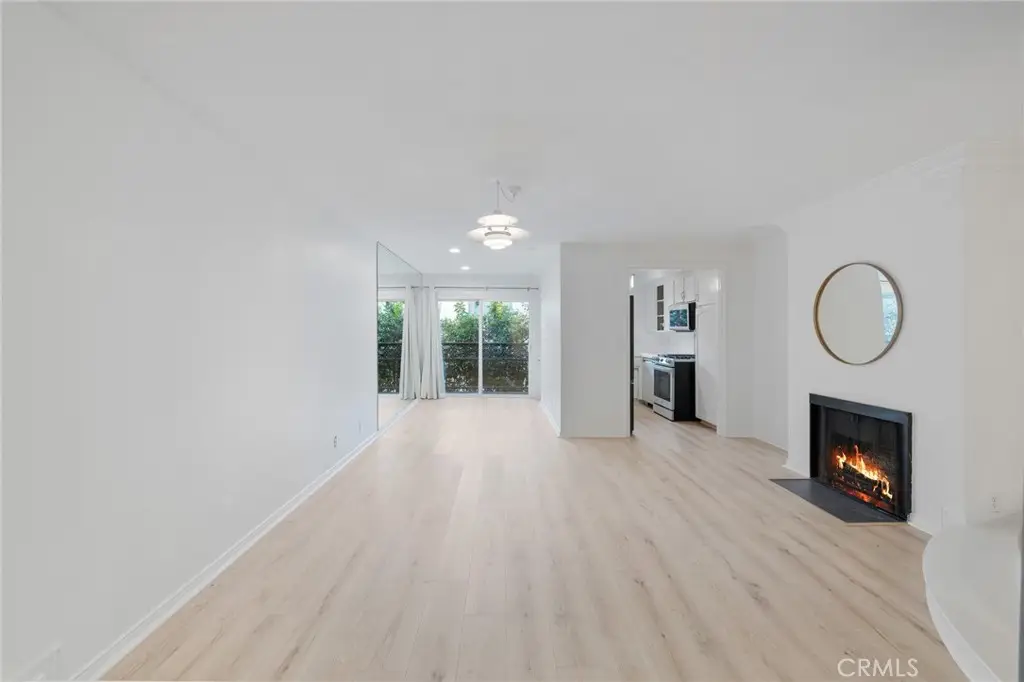 1355 N Sierra Bonita #208, Los Angeles, CA 90046 - #1