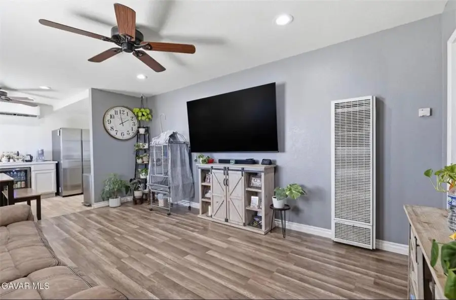 38512 30th E, Palmdale, CA 93550 - #2