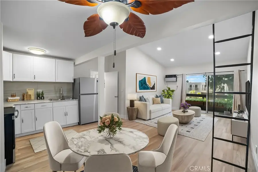 21801 Roscoe #206, Canoga Park, CA 91304 - #3