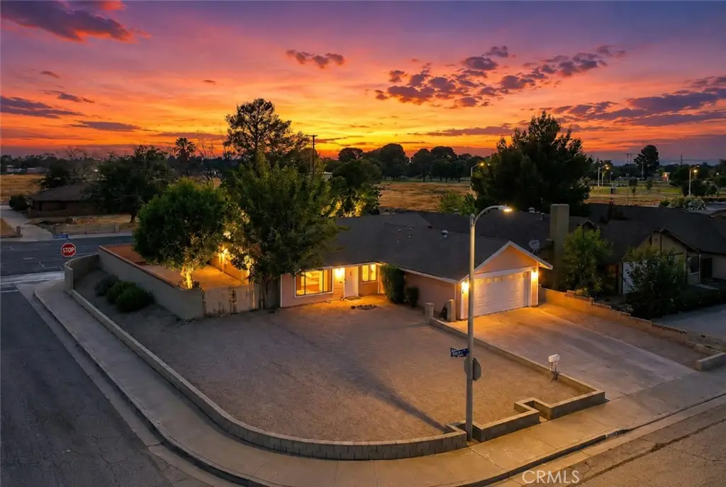 44605 Gillan Avenue, Lancaster, CA 93535 - #1