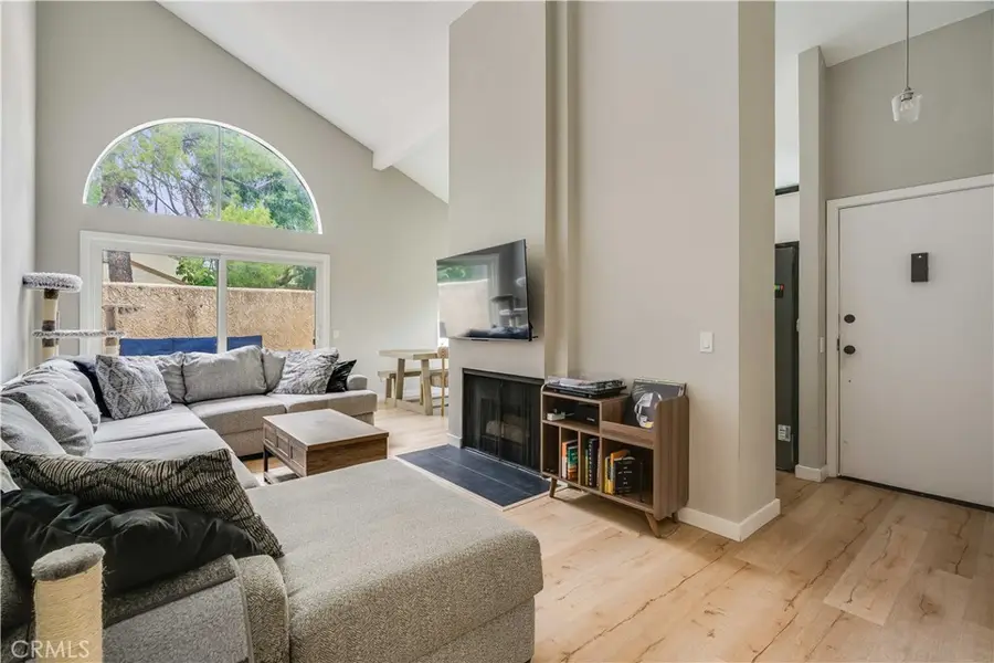 6300 Shoup Avenue #2, Woodland Hills, CA 91367 - #3