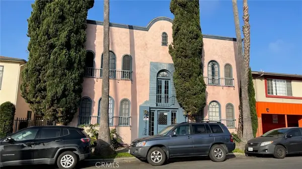 1537 1545 Corinth, Los Angeles, CA 90025
