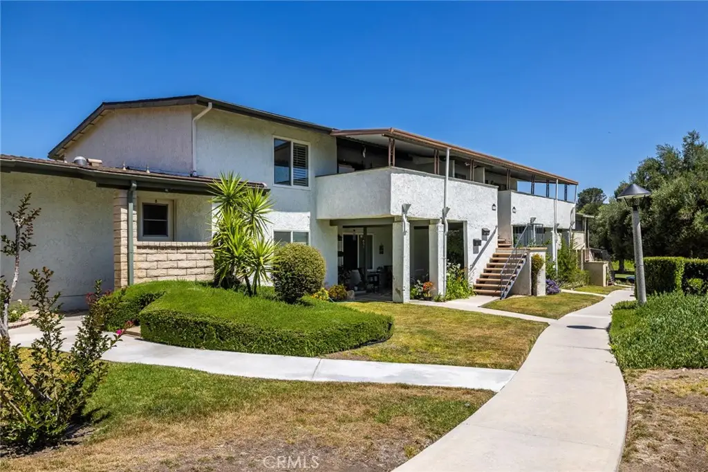 19716 Avenue Of The Oaks, Newhall, CA 91321 - #1