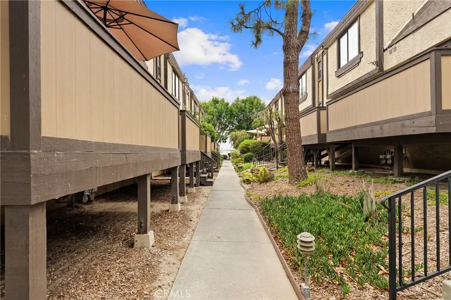 11300 Foothill Boulevard #7, Sylmar, CA 91342 - #2