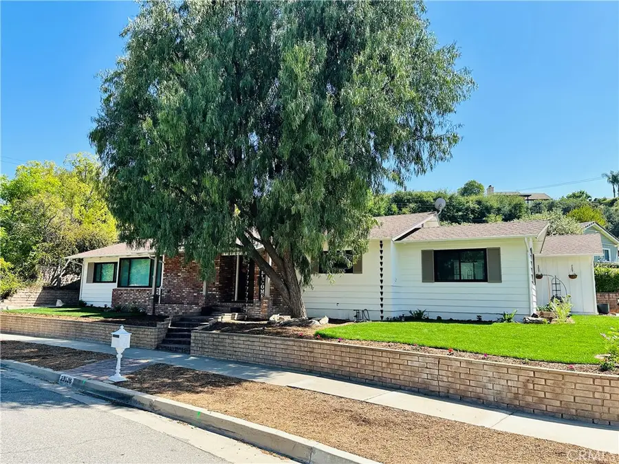 23626 Neargate, Newhall, CA 91321 - #2