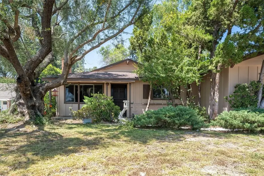 10609 Jimenez Street, Sylmar, CA 91342 - #2
