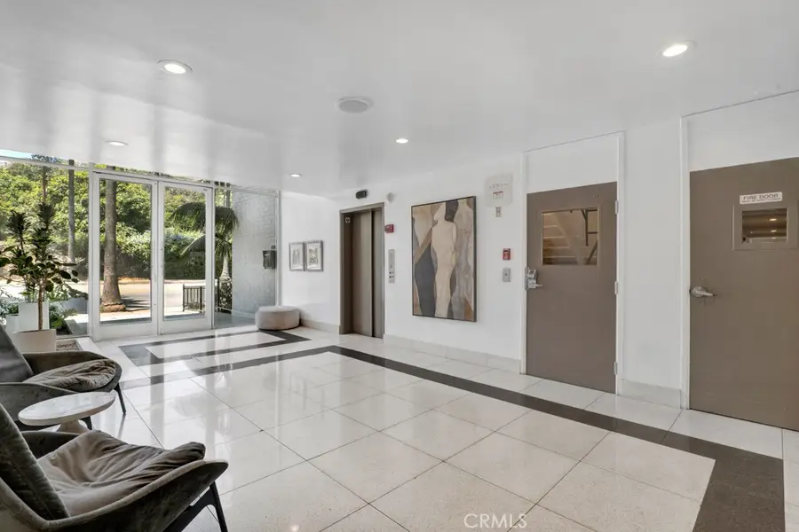 7560 Hollywood Boulevard #110, Los Angeles, CA 90046 - #3