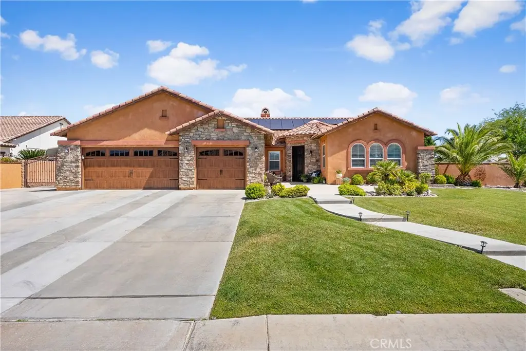 3035 W Avenue M5, Lancaster, CA 93536 - #1