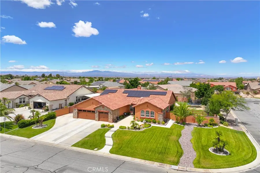3035 W Avenue M5, Lancaster, CA 93536 - #2