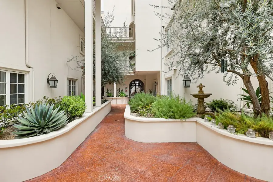 851 N San Vicente Boulevard #110, West Hollywood, CA 90069 - #3