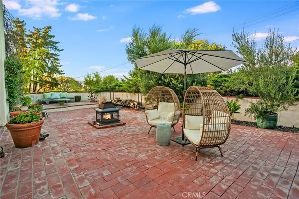 4709 Dunman Avenue, Woodland Hills, CA 91364