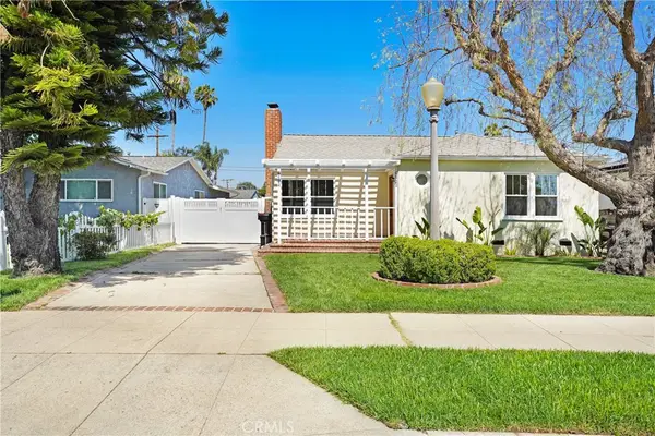 6722-6724 Katherine Avenue, Van Nuys, CA 91405