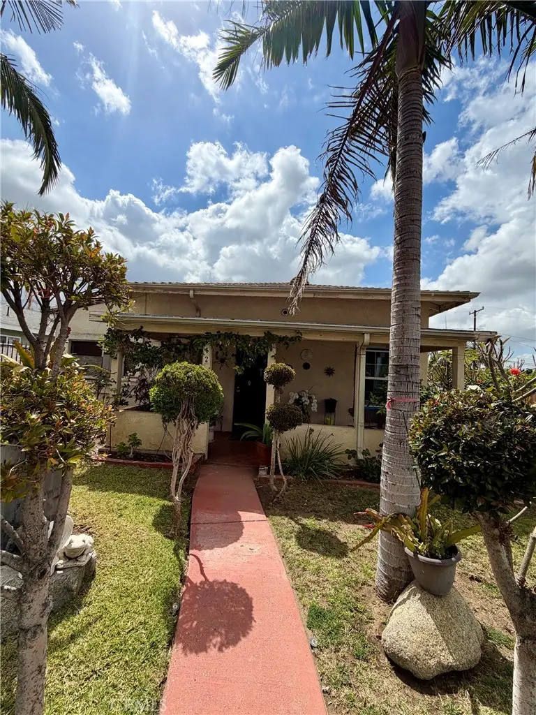 952 Orange Grove, San Fernando, CA 91340 - #1