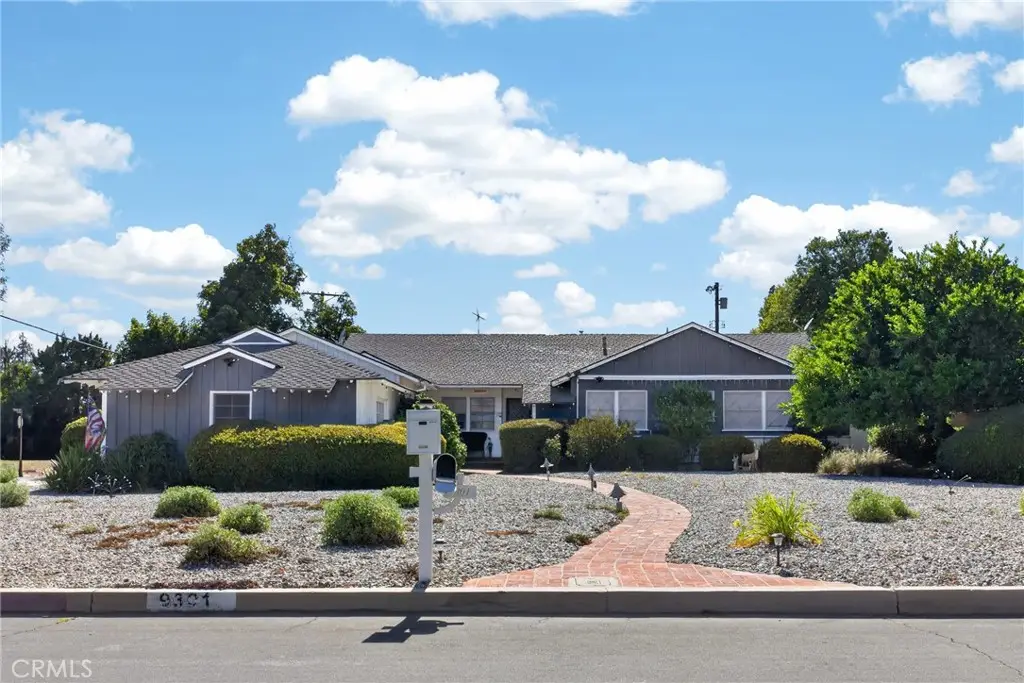 9301 Lasaine, Northridge, CA 91325 - #1