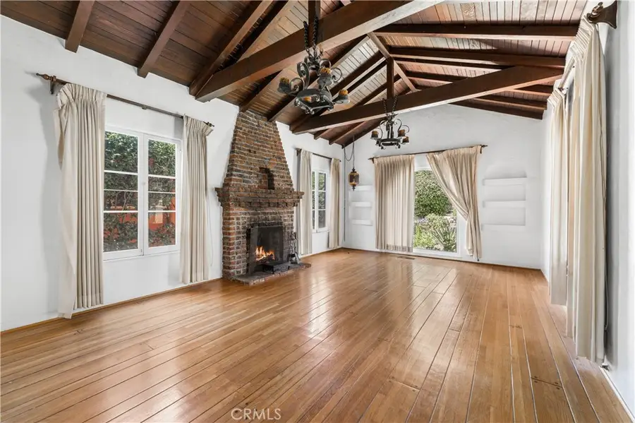 2620 Hollister Terrace, Glendale, CA 91206 - #2