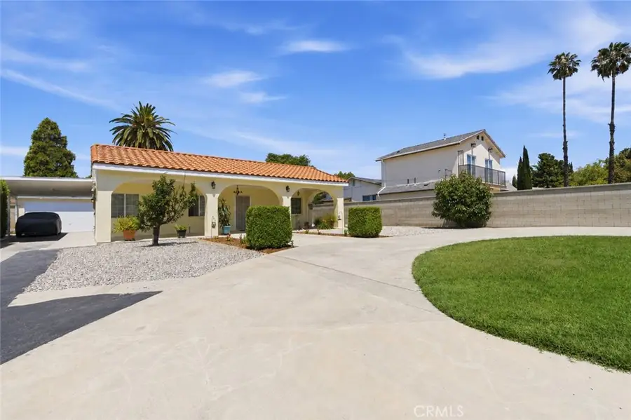 8019 Hatillo, Winnetka, CA 91306 - #2