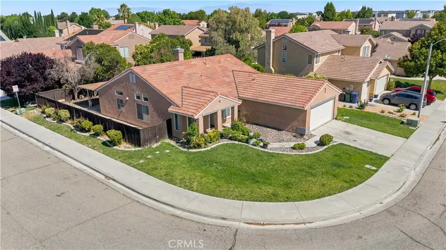 44701 Sandhurst, Lancaster, CA 93536 - #2