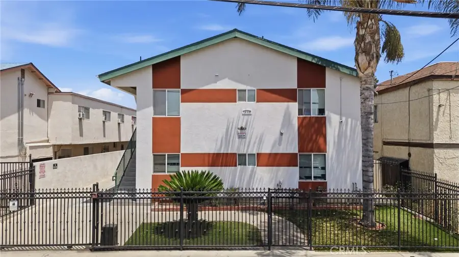 7228 Independence, Canoga Park, CA 91303 - #2