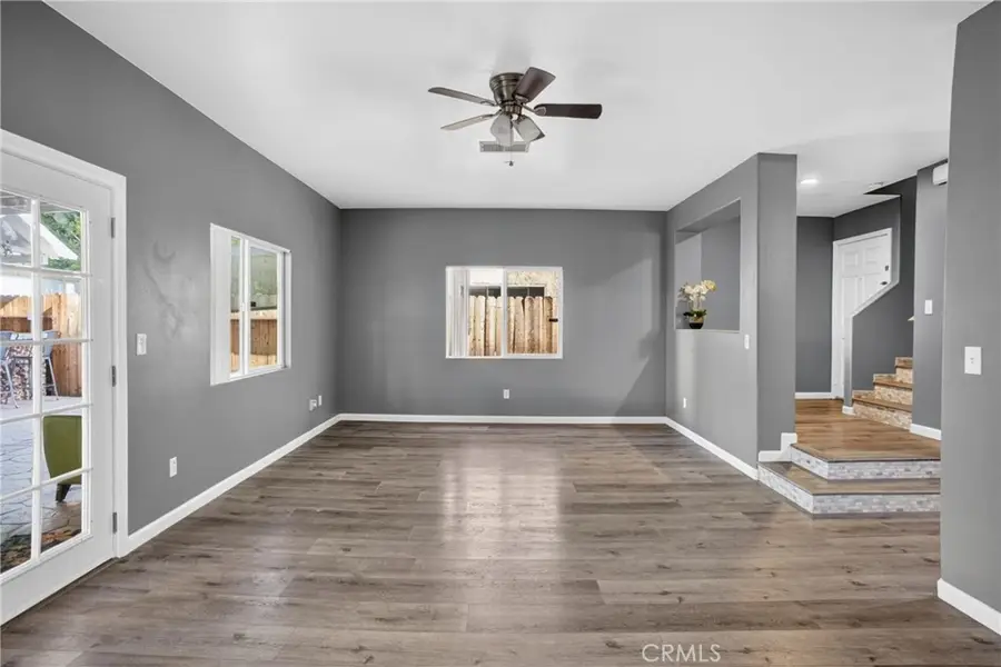 9354 Burnet #105, North Hills, CA 91343 - #3