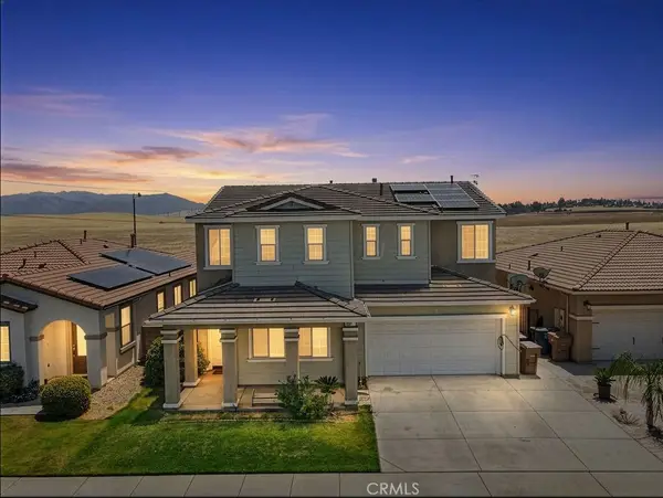 5927 Pilar Way, Bakersfield, CA 93306
