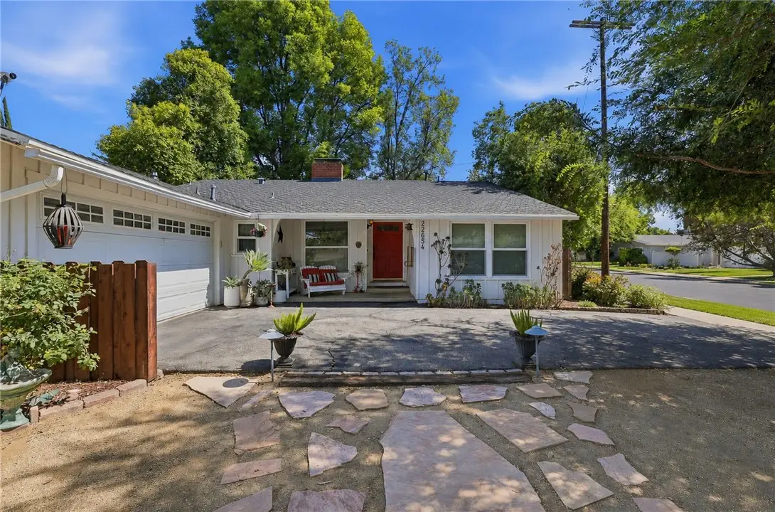 22654 Collins Street, Woodland Hills, CA 91367 - #1