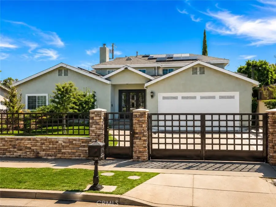11138 Collett, Granada Hills, CA 91344 - #2