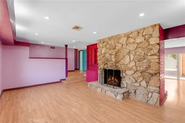 23728 Bessemer, Woodland Hills, CA 91367