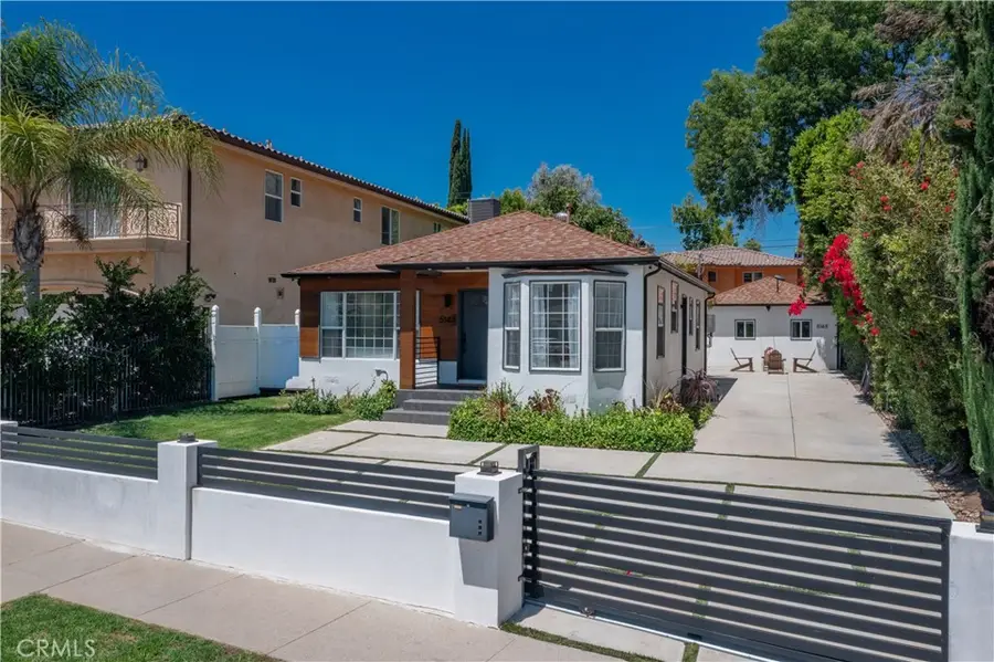 5143 Newcastle Avenue, Encino, CA 91316 - #3