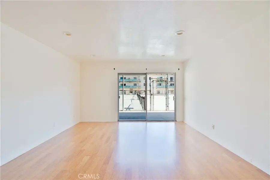 5460 White Oak Avenue #E129, Encino, CA 91316 - #3