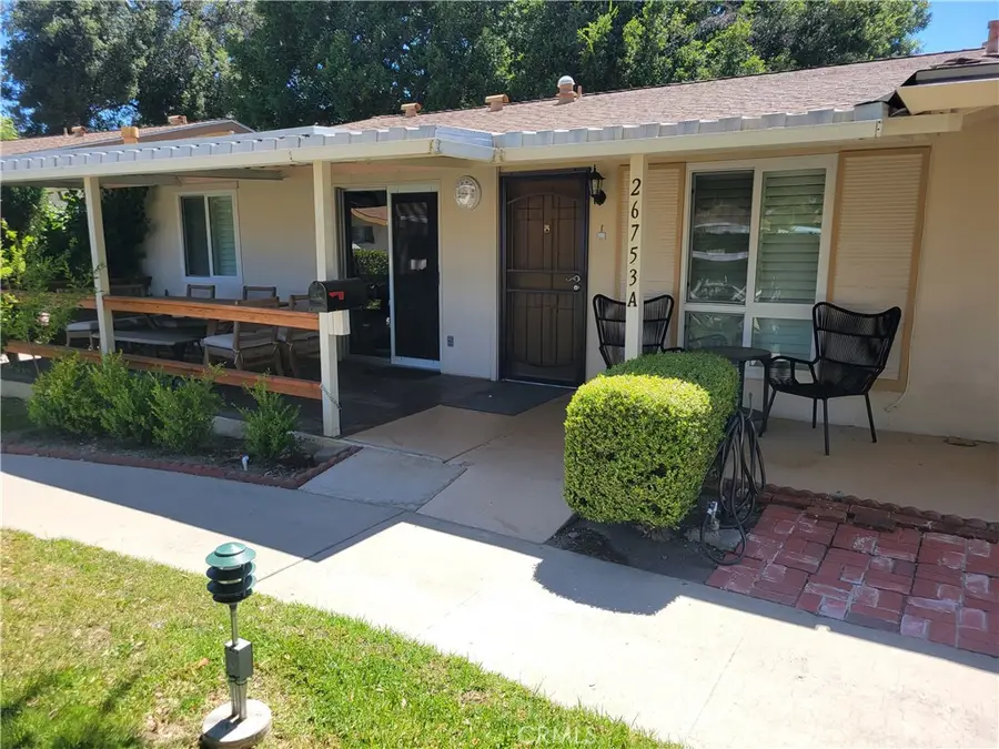 26753 Whispering Leaves, Newhall, CA 91321 - #2
