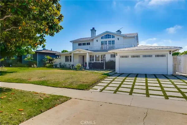 7029 Arizona Avenue, Los Angeles, CA 90045