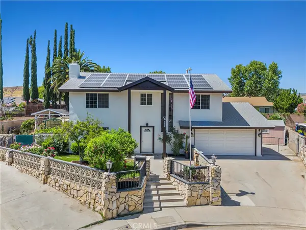 28020 Newbird Drive, Saugus, CA 91350