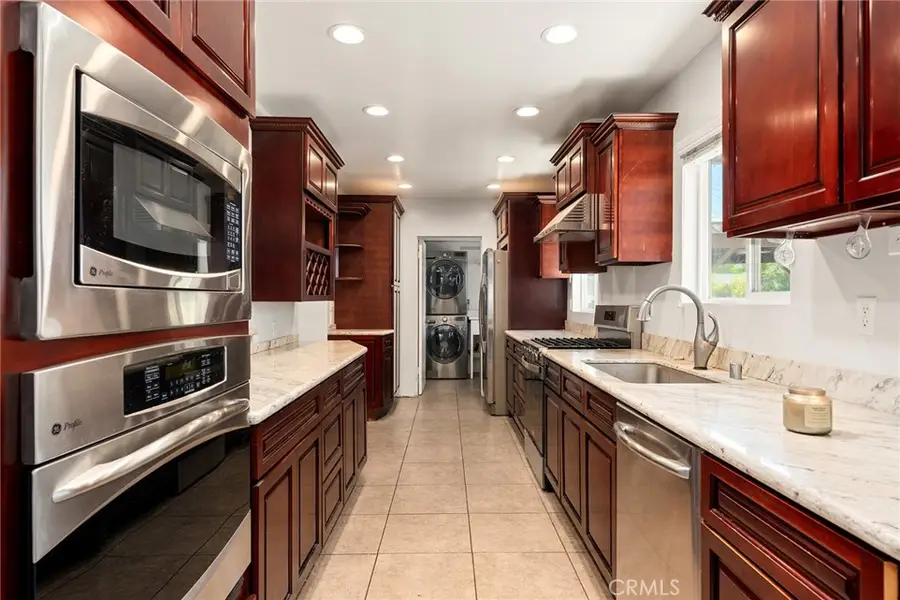 13042 Aetna, Van Nuys, CA 91401 - #3