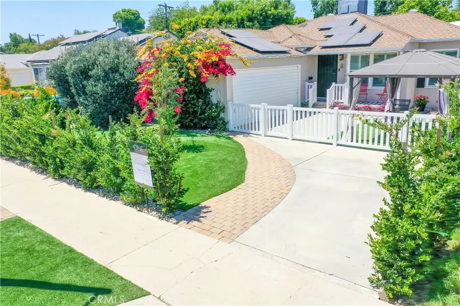 17415 Victory Boulevard, Van Nuys, CA 91406 - #2