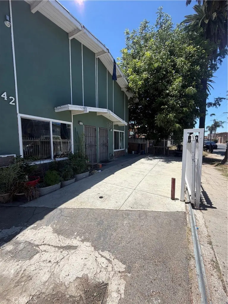 14642 Calvert, Van Nuys, CA 91411 - #1
