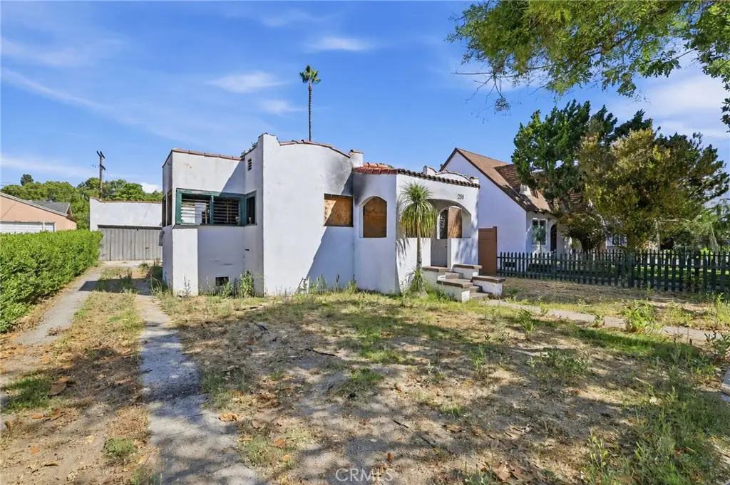 235 W Cedar Ave, Burbank, CA 91502 - #1