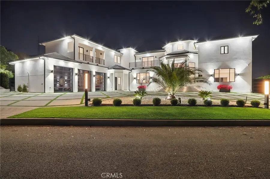 10511 Mary Bell Avenue, Shadow Hills, CA 91040 - #3