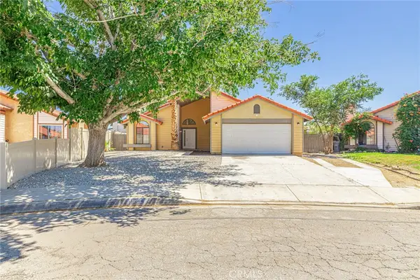 1544 E Norberry, Lancaster, CA 93535
