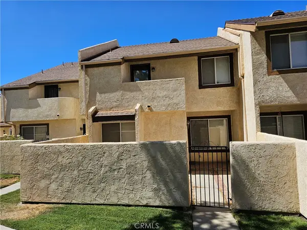1840 E Avenue J2, Lancaster, CA 93535