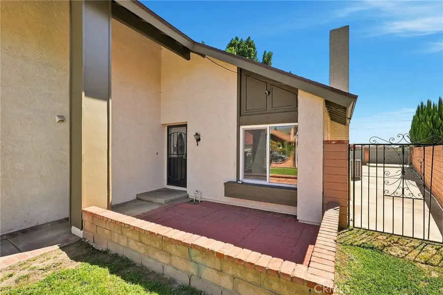 11423 Bartee Ave, San Fernando, CA 91345 - #3