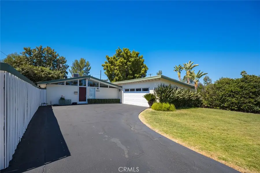 19800 Friar, Woodland Hills, CA 91367 - #2