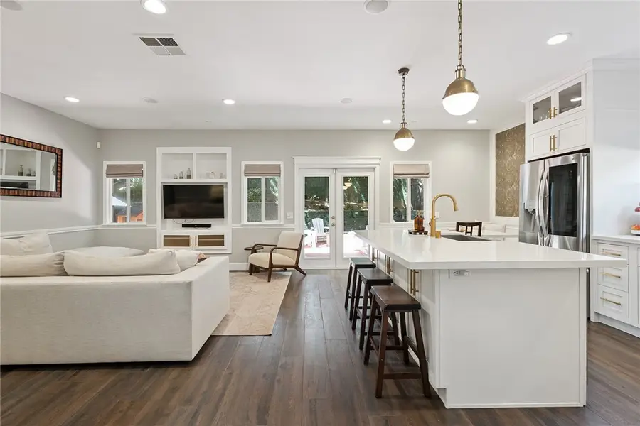 5179 Knollwood Way, Woodland Hills, CA 91364 - #2