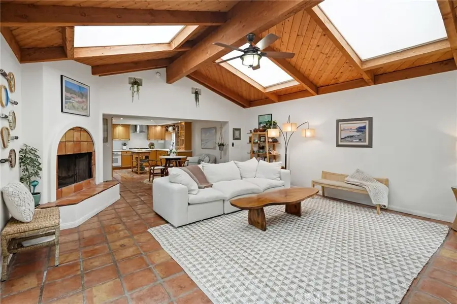 1140 Cadiz Court, Oxnard, CA 93035 - #2