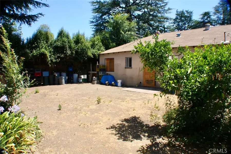 5739 Hazeltine Avenue, Van Nuys, CA 91401 - #3