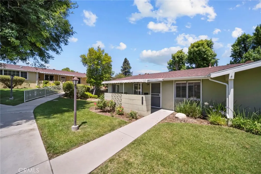 19157 Avenue Of The Oaks #A, Newhall, CA 91321 - #1