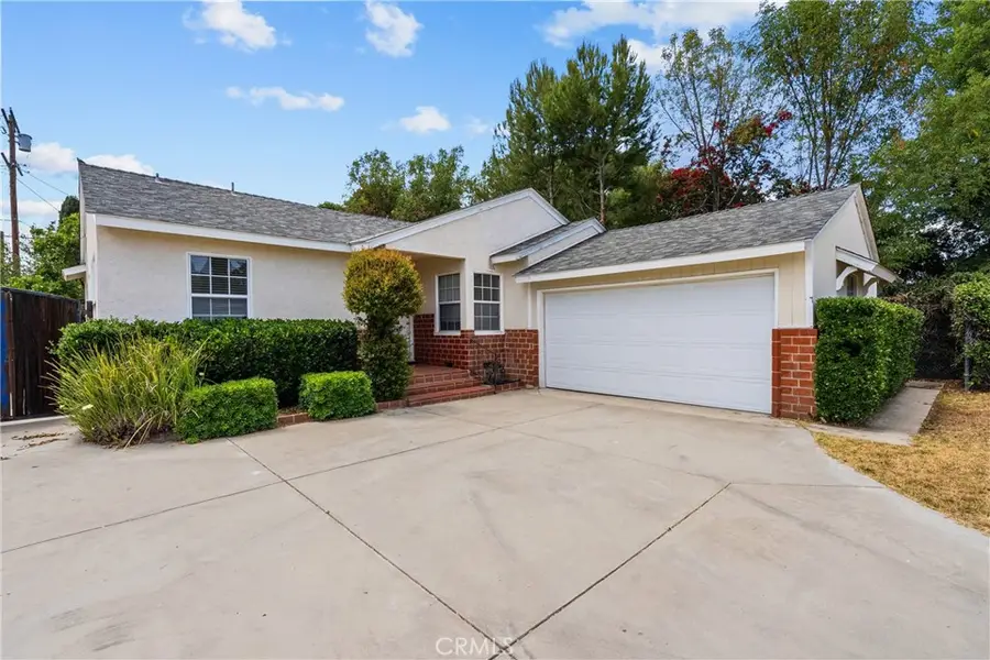 10149 Valjean Avenue, North Hills, CA 91343 - #2