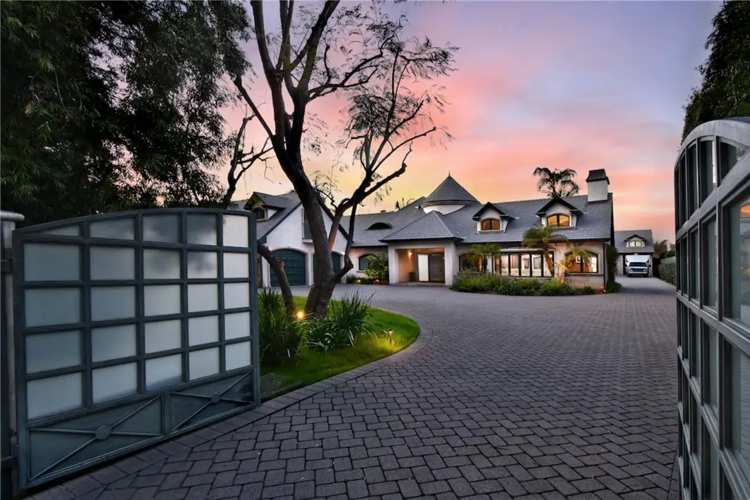 13157 Chandler Boulevard, Sherman Oaks, CA 91401 - #1