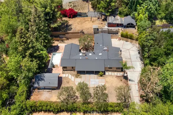 5403 Shirley Avenue, Tarzana, CA 91356